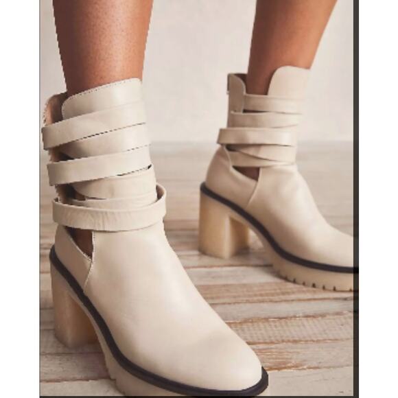 Free People Shoes - NWOT Free People Jessie Platform Boot Size 37.5 (7)